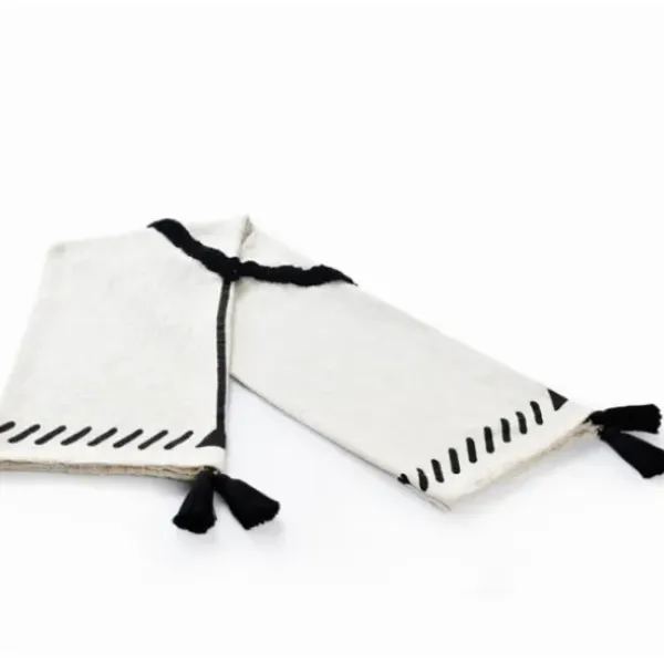 Blankets & Throws-Kirkland's Home Anna Black And White Diamond Throw White/Black