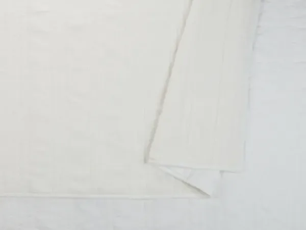Quilts-Kirkland's Home Atmosphere Queen Quilt White
