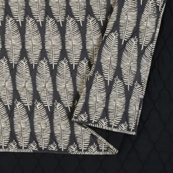 Quilts-Kirkland's Home Ayesha Curry Black And White Leaf Queen Quilt Set Black/White