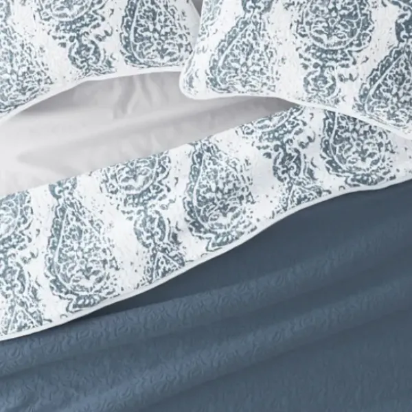 Quilts-Kirkland's Home Blue Damask Reversible 3-Pc. King Quilt Set Blue/White