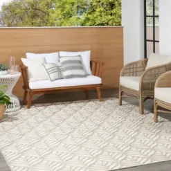 Outdoor Rugs-Kirkland's Home Blue Floral Burst Round Outdoor Area Rug, 5X5 Tan/Blue/White
