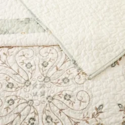 Bedspreads & Coverlets-Kirkland's Home Cream Vintage Treasure King Bedspread Ivory/Green