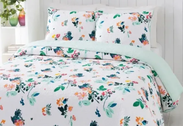 Quilts-Kirkland's Home Daydreaming Floral 2-Pc. King Quilt Set White/Green/Orange