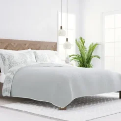 Quilts-Kirkland's Home Gray Damask Reversible 3-Pc. King Quilt Set Gray/White