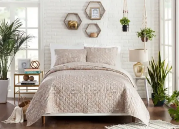 Quilts-Kirkland's Home Justina Blakeney Abrazo 3-Pc. King Quilt Set Tan