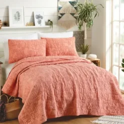 Quilts-Kirkland's Home Justina Blakeney Blush Hamsa Queen Quilt Set Pink