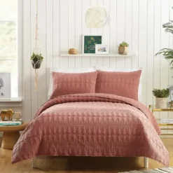 Quilts-Kirkland's Home Justina Blakeney 3-Pc. King Quilt Set Red