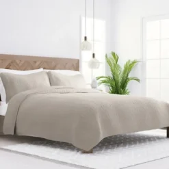 Quilts-Kirkland's Home Latte Floral Stitch 3-Pc. King Quilt Set Tan