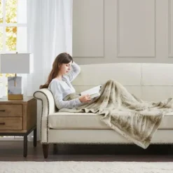 Blankets & Throws-Kirkland's Home Light Faux Fur Oversized Throw Blanket Brown