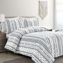 Quilts-Kirkland's Home Navy Geometric Full/Queen Reversible Quilt Set Blue/White