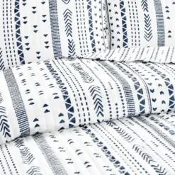Quilts-Kirkland's Home Navy Geometric Full/Queen Reversible Quilt Set Blue/White