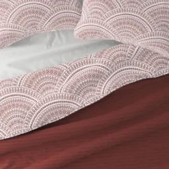 Quilts-Kirkland's Home Terra Scalloped Reversible 3-Pc. Queen Quilt Set Red/White