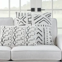 Pillows-Kirkland's Home White And Black Tufted Geo Throw Pillow White/Black